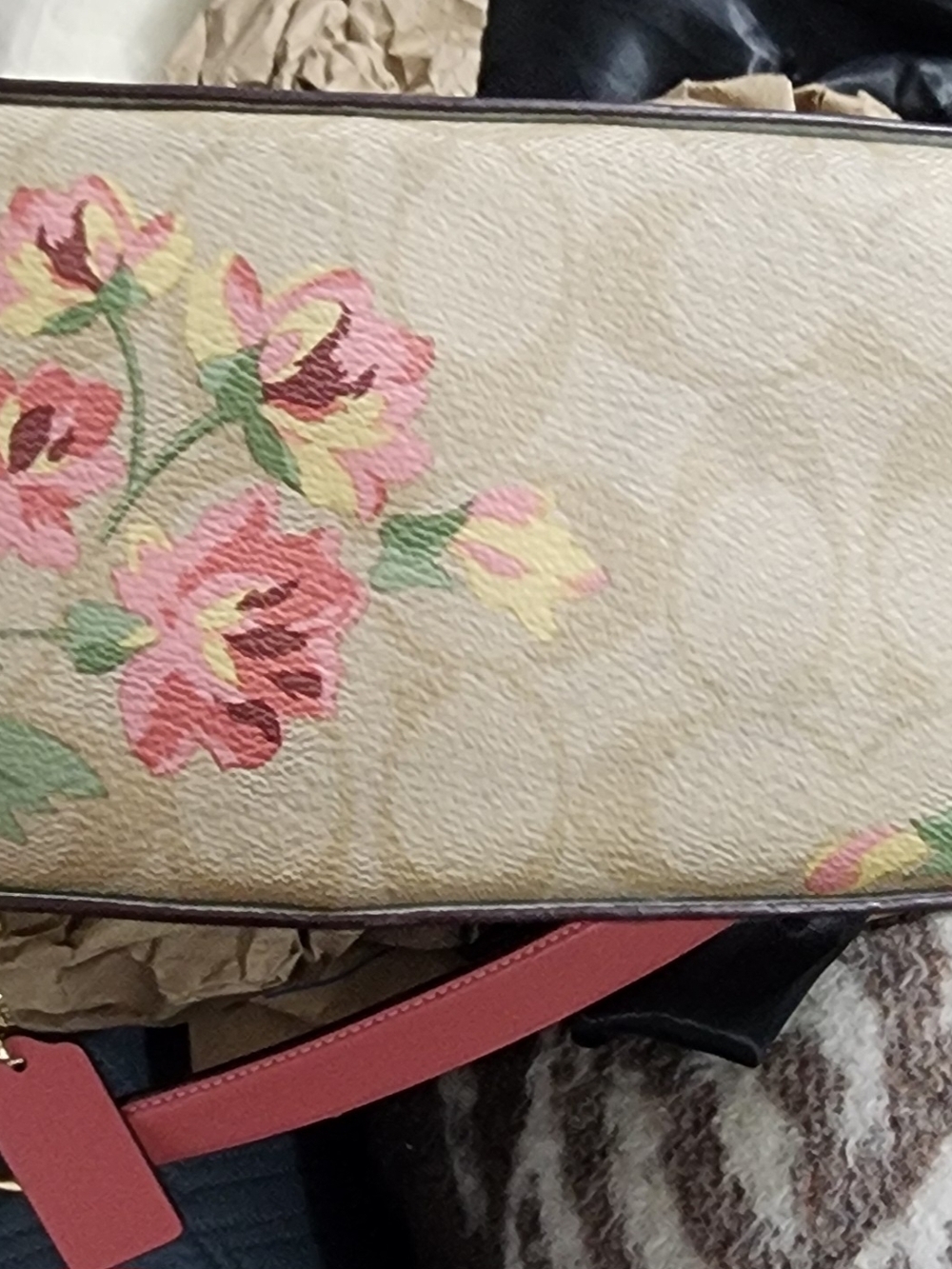 Coach Floral Print Hobo Bag in Pink and Beige - Picture 8 of 11